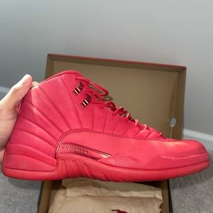 Jordan 12 Retro Gym Red. Only worn a few times.